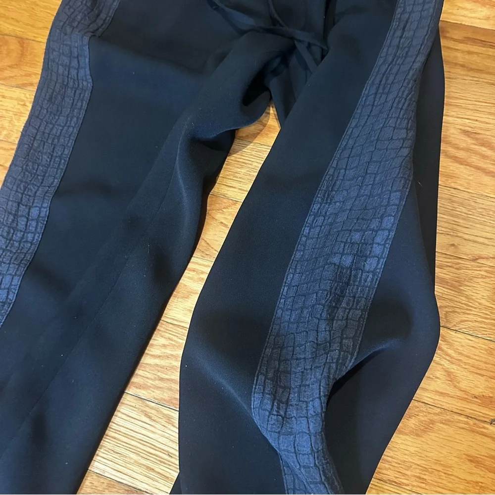 Vince Men’s Black Silk Side Seam Jogger Pants Small‎ Snakeskin Elastic Waistband